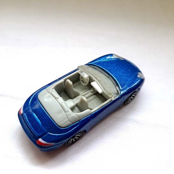 1998 Mattel Matchbox Blue Porsche 911 Carrera Cabriolet Loose Toy Car - Picture 6 of 7